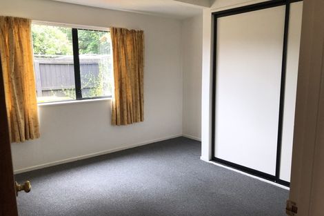 Photo of property in 2/33 Glenharrow Avenue, Avonhead, Christchurch, 8042