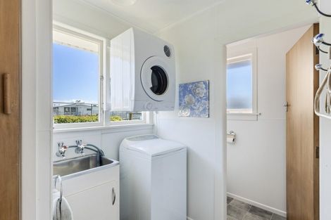 Photo of property in 206a Tukapa Street, Westown, New Plymouth, 4310