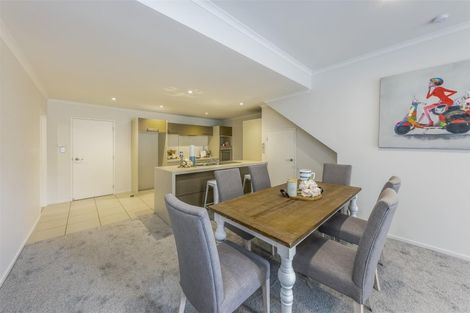 Photo of property in 37 The Track, Takanini, 2112