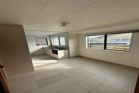 Photo of property in 69 Walworth Avenue, Pakuranga Heights, Auckland, 2010