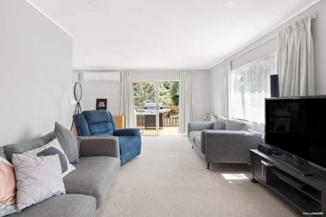 Photo of property in 118b Colwill Road, Massey, Auckland, 0614