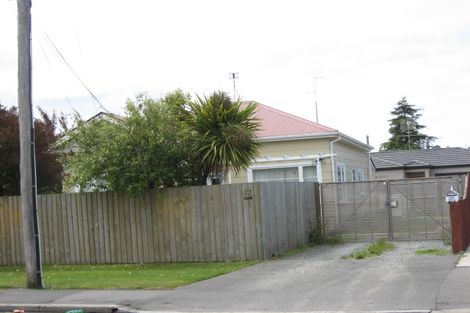 Photo of property in 37 Matlock Street, Woolston, Christchurch, 8062