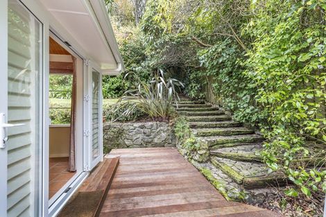 Photo of property in 68 Chamberlain Road, Karori, Wellington, 6012