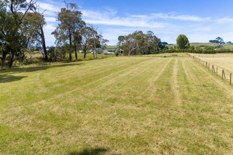 Photo of property in 57 Ladys Mile, Eltham, 4322
