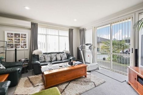 Photo of property in 4 Kingroyal Lane, Hamilton East, Hamilton, 3216