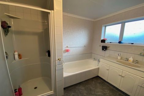 Photo of property in 9 Racecourse Road, Awapuni, Palmerston North, 4412