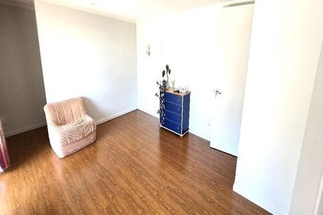 Photo of property in 181 Browns Bay Road, Browns Bay, Auckland, 0630