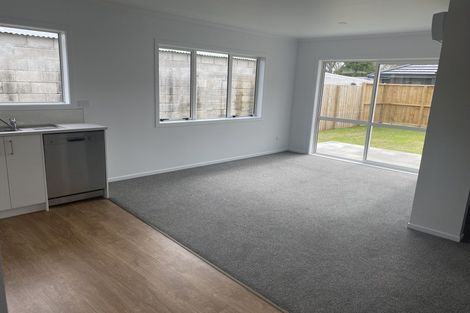 Photo of property in 1 Keitha Place, Glenview, Hamilton, 3206