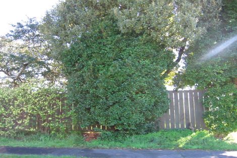 Photo of property in 76 Roberts Road, Te Atatu South, Auckland, 0610