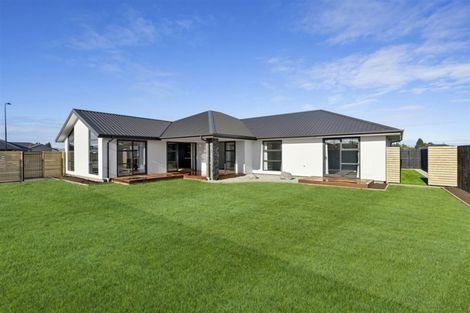 Photo of property in 7 Hamlett Drive, Woodend, 7610