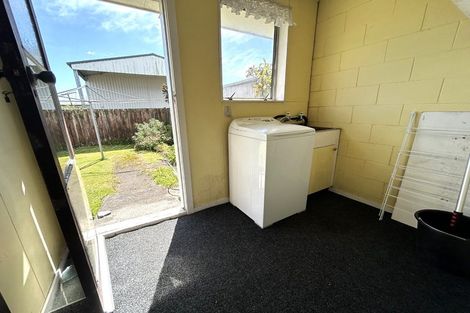 Photo of property in 15 Brougham Street, Westport, 7825