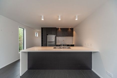 Photo of property in 21/104 Maupuia Road, Maupuia, Wellington, 6022