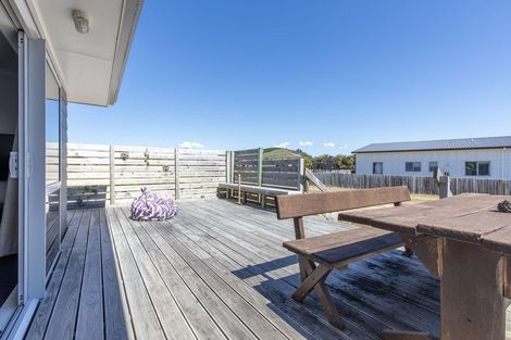 Photo of property in 15 Wai Matangi Place, Motuoapa, 3382