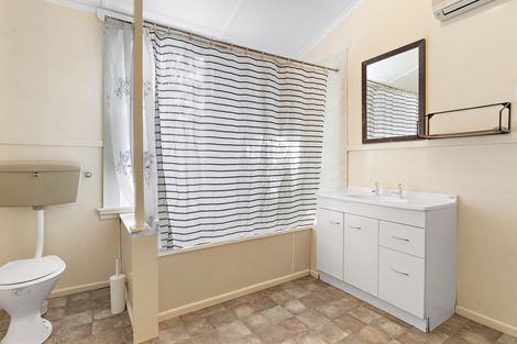 Photo of property in 84 Lincoln Road, Masterton, 5810