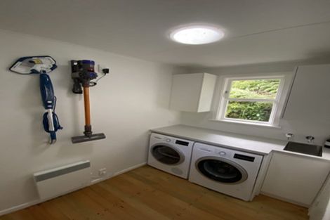 Photo of property in 36 Huntingdon Street, Northland, Wellington, 6012