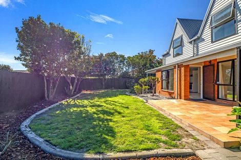 Photo of property in 46a Coopers Road, Dallington, Christchurch, 8061