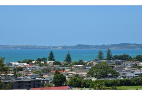 Photo of property in 11b Orewa Heights Crescent, Orewa, 0931
