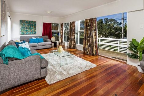 Photo of property in 22 Alamein Avenue, Belmont, Auckland, 0622