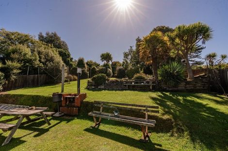 Photo of property in 1390 Taieri Mouth Road, Taieri Mouth, 9091