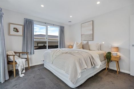 Photo of property in 3 Ussher Place, Pakuranga Heights, Auckland, 2010