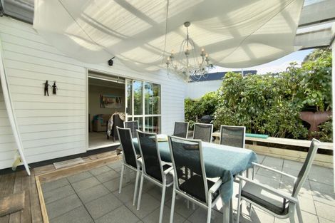 Photo of property in 10 Whiritoa Beach Road, Whiritoa, Whangamata, 3691