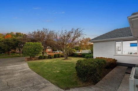 Photo of property in 39 Charlcott Street, Burnside, Christchurch, 8053