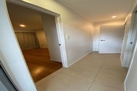 Photo of property in 30 Mander Place, Bucklands Beach, Auckland, 2012