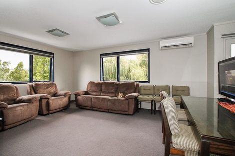Photo of property in 3/283 Royal Road, Massey, Auckland, 0614