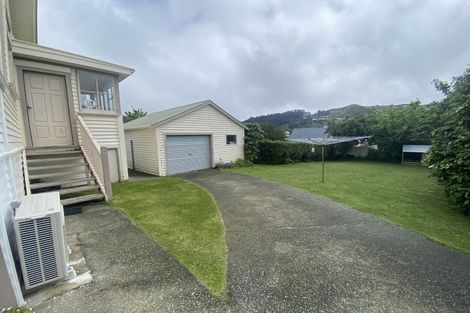 Photo of property in 4 Collier Avenue, Karori, Wellington, 6012