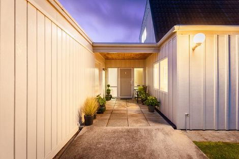 Photo of property in 115 Field Way, Waikanae Beach, Waikanae, 5036