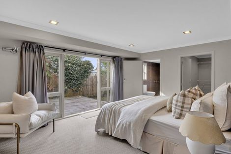 Photo of property in 8 Braid Road, St Andrews, Hamilton, 3200