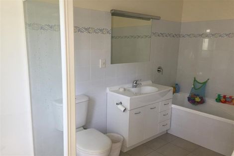 Photo of property in 62 Friend Street, Karori, Wellington, 6012