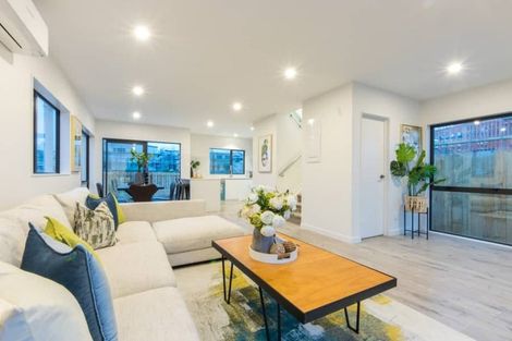 Photo of property in 15 Tahingamanu Road, Hobsonville, Auckland, 0616