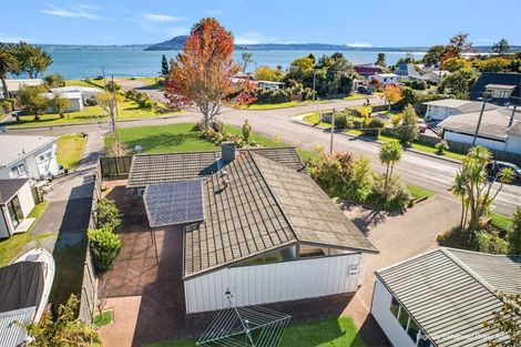 Photo of property in 20 Willow Avenue, Hannahs Bay, Rotorua, 3010