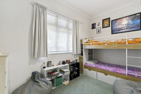 Photo of property in 150 Russell Terrace, Berhampore, Wellington, 6023