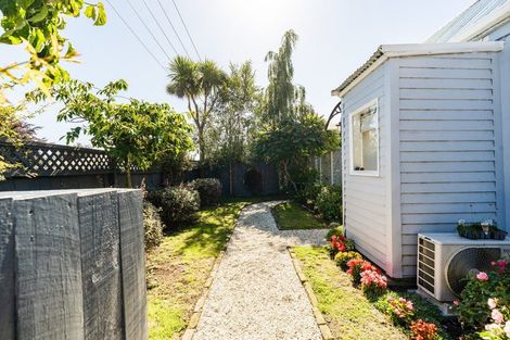 Photo of property in 17 George Street, Milton, 9220