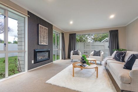 Photo of property in 58 Karina Terrace, Roslyn, Palmerston North, 4414