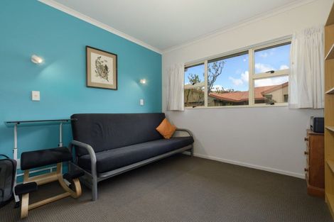 Photo of property in 114 Carlton Street, Bellevue, Tauranga, 3110