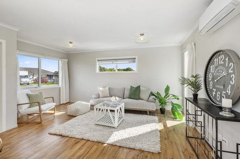 Photo of property in 4 Doncaster Terrace, Ascot Park, Porirua, 5024