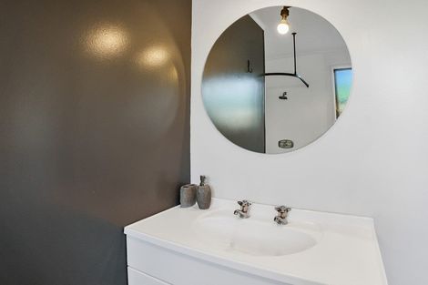 Photo of property in 21b Riverton Road, Mount Maunganui, 3116