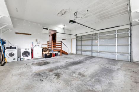 Photo of property in 6 Regan Street, Stratford, 4332