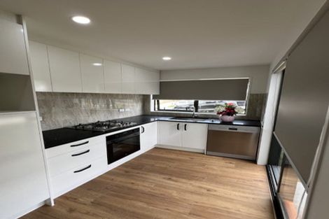 Photo of property in 38 Greenhill Crescent, Pakuranga, Auckland, 2010