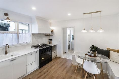 Photo of property in 98 Amyes Road, Hornby, Christchurch, 8042