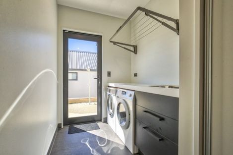 Photo of property in 81 Infinity Drive, Wanaka, 9305