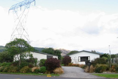 Photo of property in 57 Nimmo Avenue, Waikanae, 5036