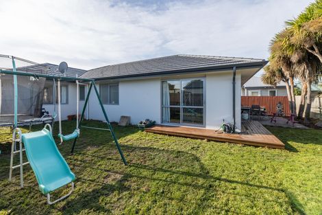 Photo of property in 3 Caithness Street, New Brighton, Christchurch, 8083