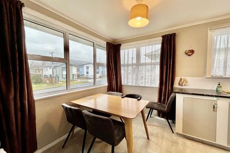 Photo of property in 146 George Street, Stokes Valley, Lower Hutt, 5019