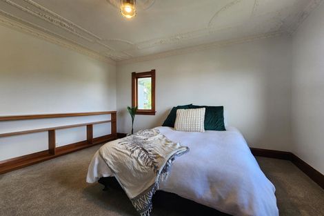Photo of property in 6 Ridge Lane, New Plymouth, 4310