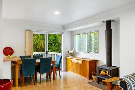 Photo of property in 24 Milan Drive, Glen Eden, Auckland, 0602