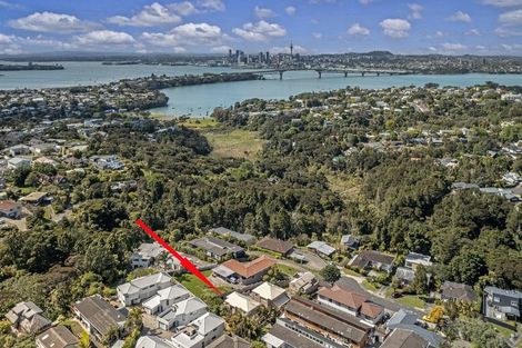 Photo of property in 3/24 Wernham Place, Northcote, Auckland, 0626